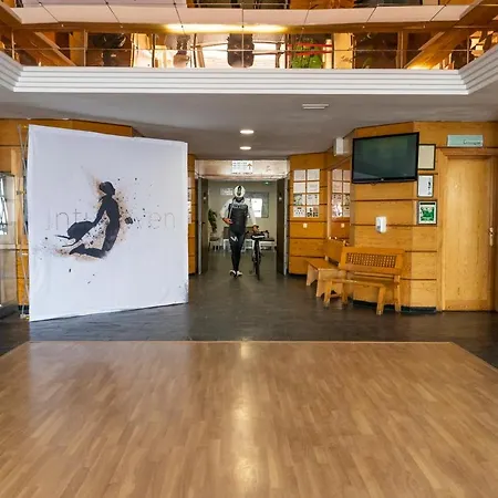 Hostel Inturjoven *